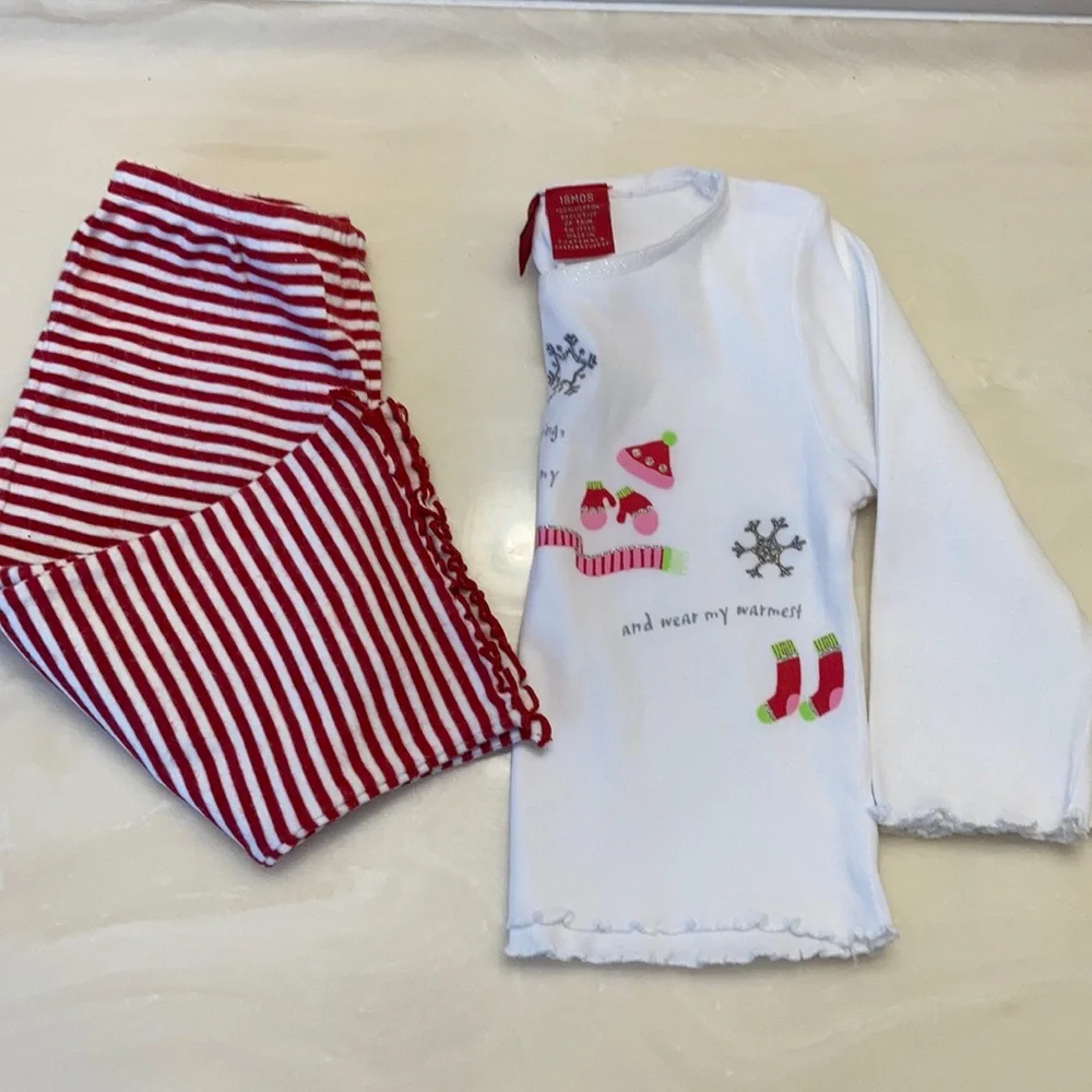 Christmas pants & top 12-18 mo. Long sleeve toddler Old Navy & Children’s place